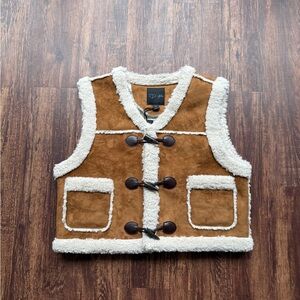 NWT RD Style Women’s Faux Suede & Sherpa Toggle Vest Cozy Winter Layer - Size L